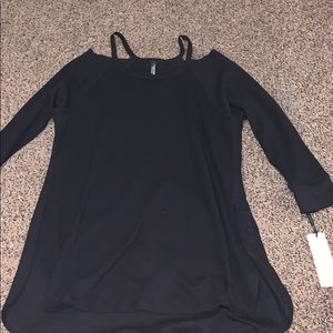 Off the shoulders black Calvin Klein shirt